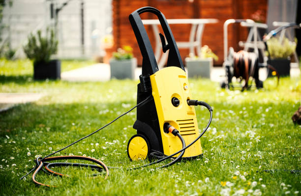 Best Animal Enclosure Cleaning  in Bret Harte, CA